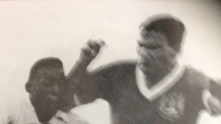 שאול מתניה מול פלה