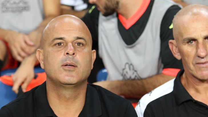 יוסי אבוקסיס לצד יעקב אסייג