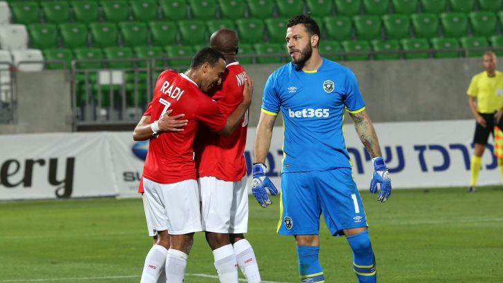 הפועל באר שבע חוגגת על לודוגורץ