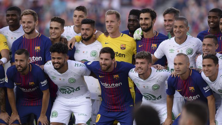 שחקני ברצלונה ושאפקואנסה