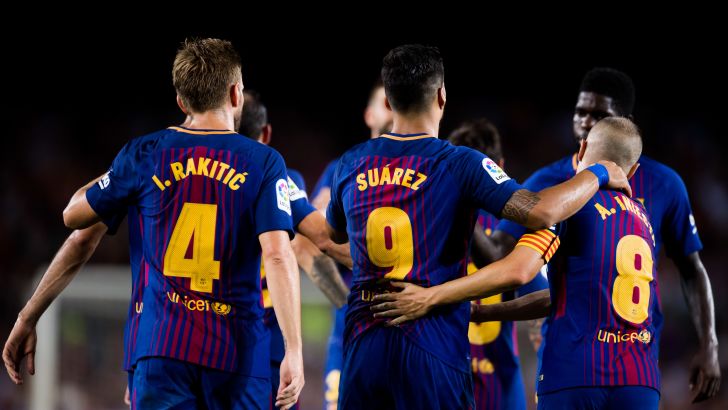 שחקני ברצלונה חוגגים