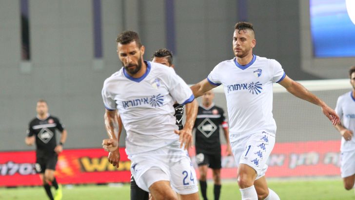 קרלוס קוויאר