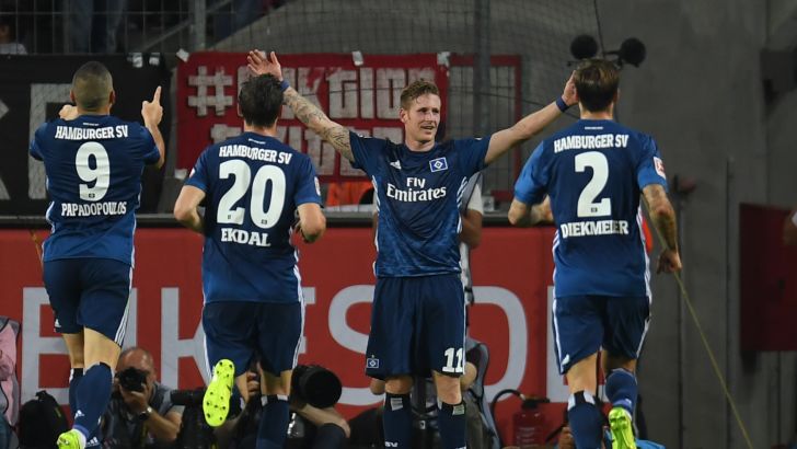 שחקני המבורג חוגגים