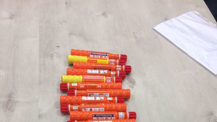 החומרים שנתפסו על ידי המשטרה