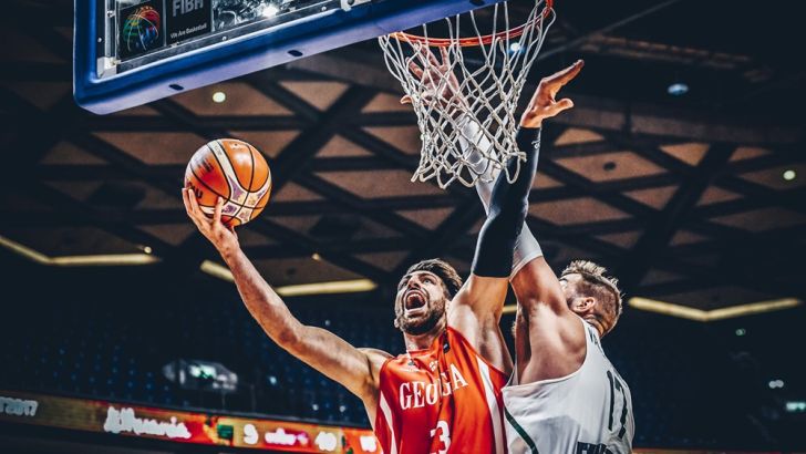 טורניקה שנגלייה