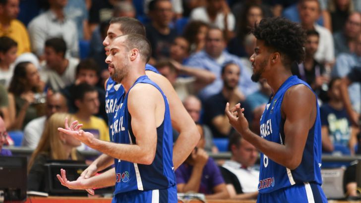 אכזבה במשחק הפתיחה מול איטליה