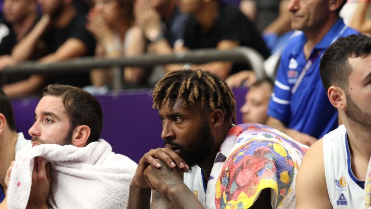 הפנים אומרות הכל. נבחרת ישראל אחרי ההדחה