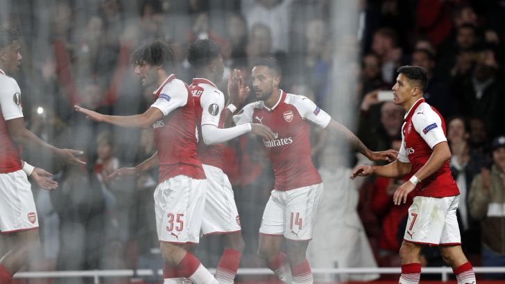 שחקני ארסנל חוגגים