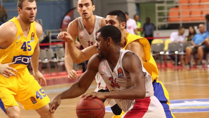 אולימפיאקוס מול מכבי תל אביב