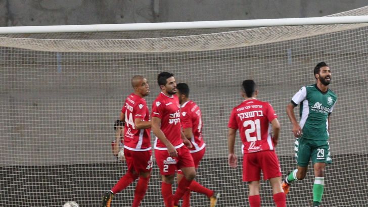 שחקני הפועל ת"א מאוכזבים