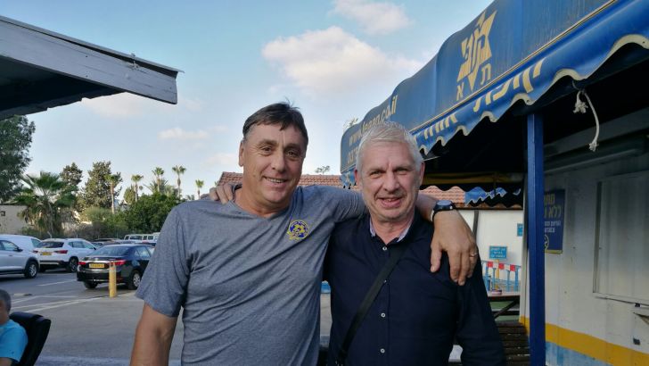 שורה אובארוב ופיטר קרמאנס