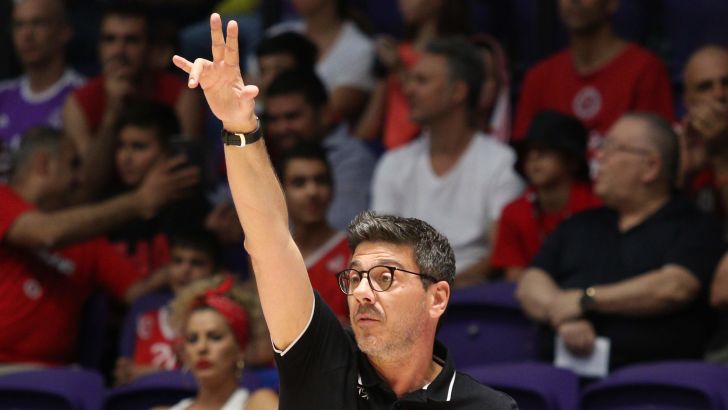 פוטיס קציקאריס