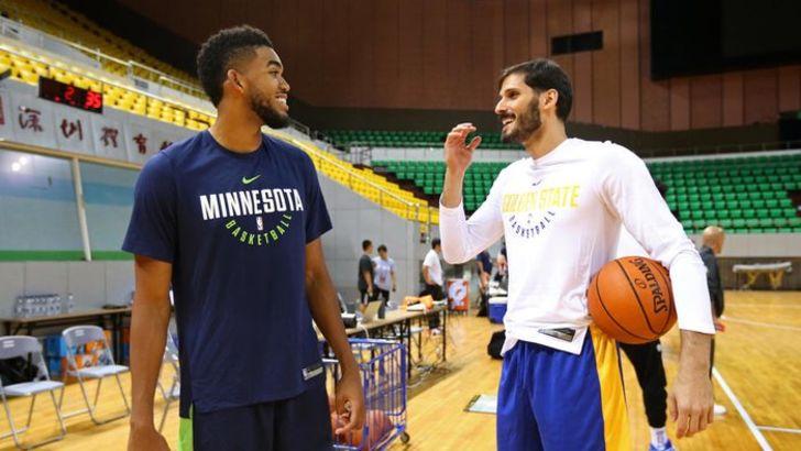 עומרי כספי, קרל אנתוני טאונס