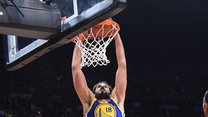 עומרי כספי בבכורה בגולדן סטייט