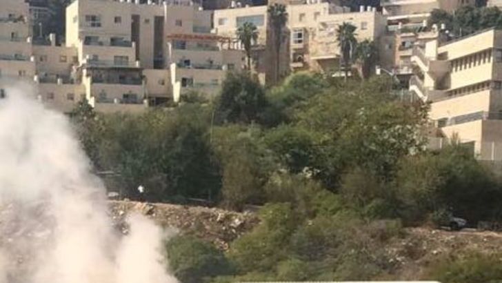 אבוקות באימון בית"ר ירושלים