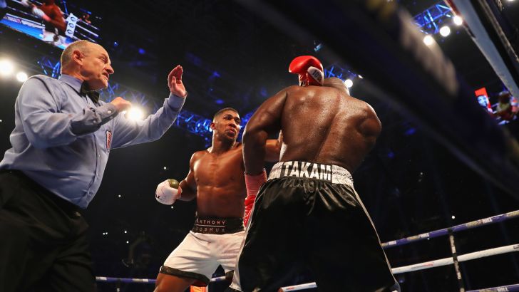 אנתוני ג'ושוע מול קרלוס טקאם