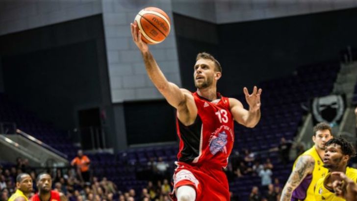 יחזקאל סקוורר