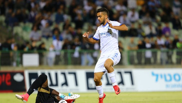 שובל גוזלן מול דלה איינוגבה