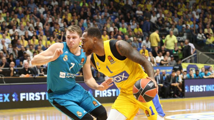 דשון תומאס מול לוקה דונצ'יץ'