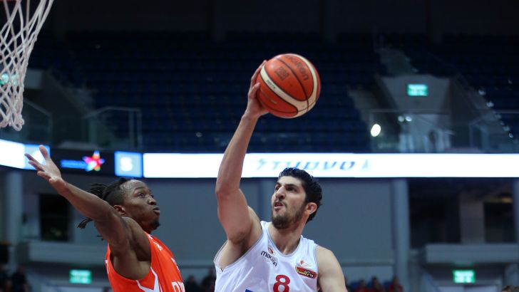 ליאור אליהו