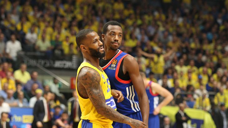 אריק מקולום מול פייר ג'קסון