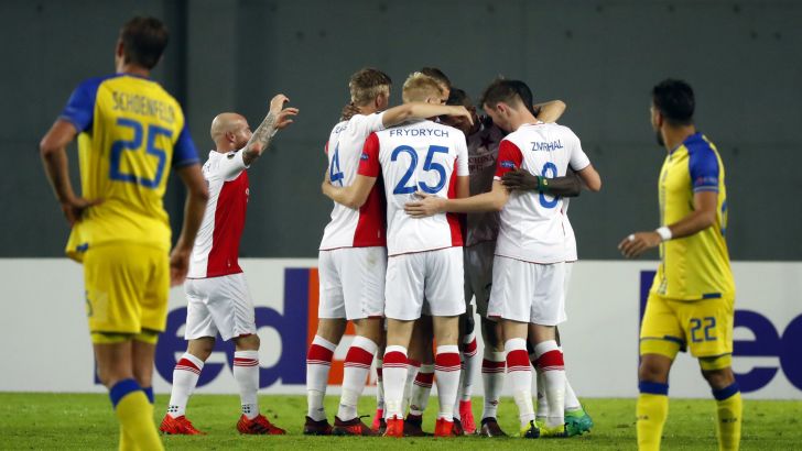 שחקני סלביה פראג חוגגים