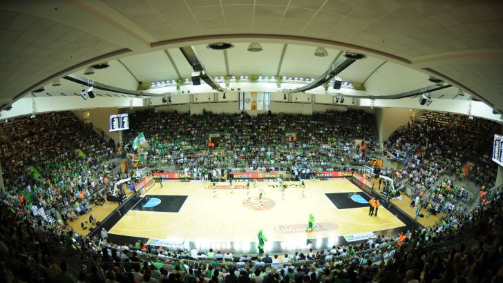 היכל הספורט רוממה