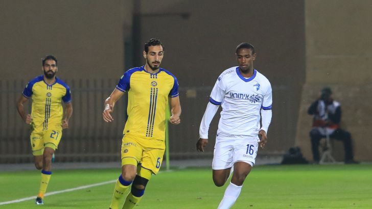 חוסה רודריגס מול עומר לקאו