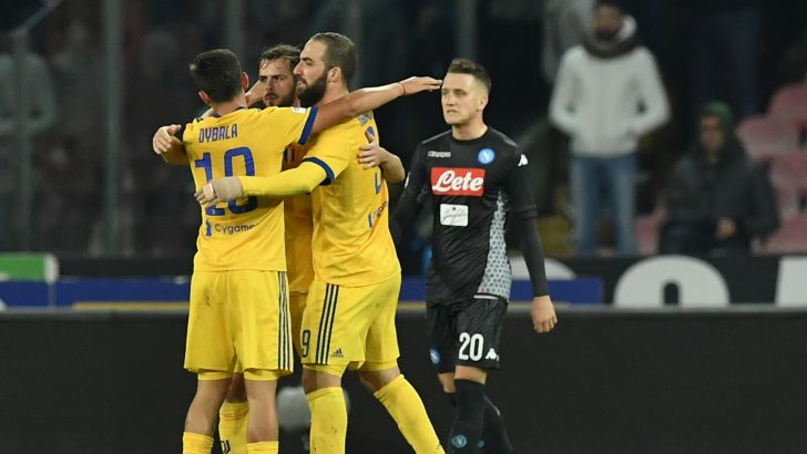 גונסאלו היגוואין עם פאולו דיבאלה