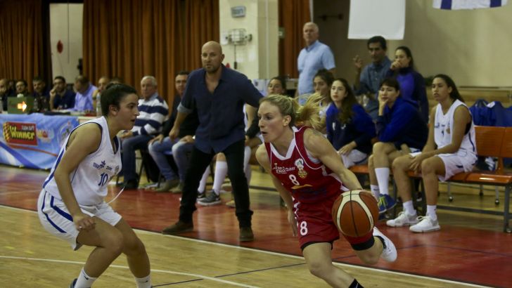 יעל אהרונוב מול שי תירוש