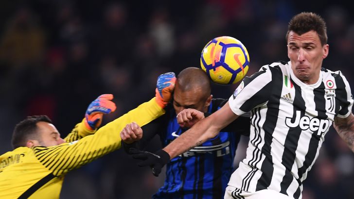 סמיר הנדאנוביץ' מול מריו מנדז'וקיץ'