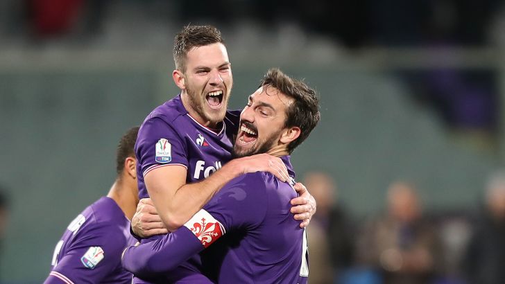 שחקני פיורנטינה חוגגים