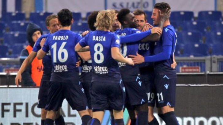 שחקני לאציו חוגגים