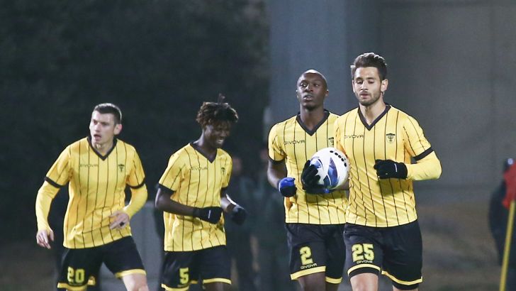 אנתוני וארן