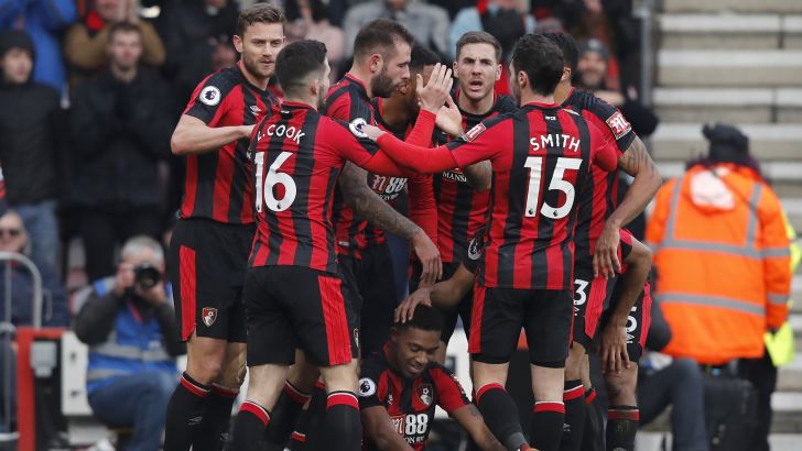 שחקני בורנמות' חוגגים