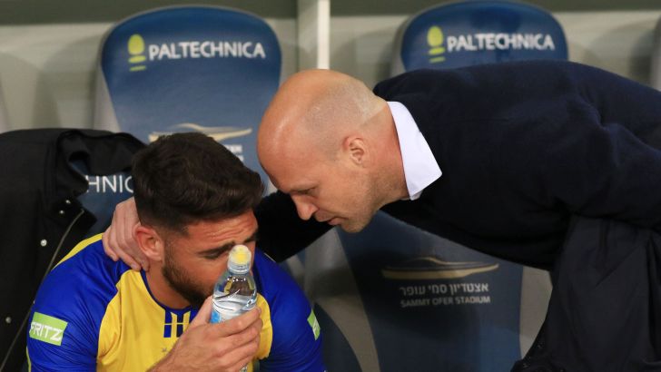 אלירן עטר עם ג'ורדי קרויף