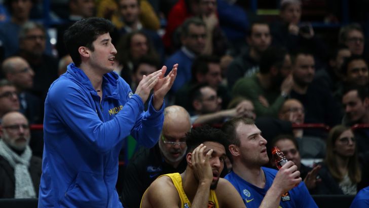 בולדן על הספסל