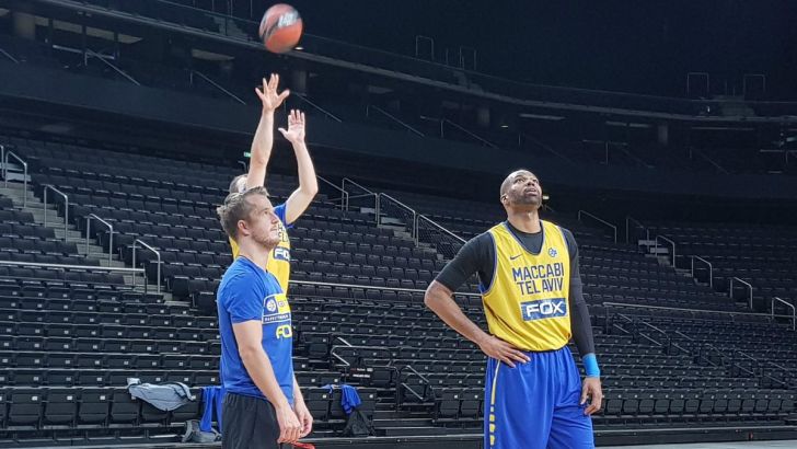 טים פנינג ואלכס טיוס