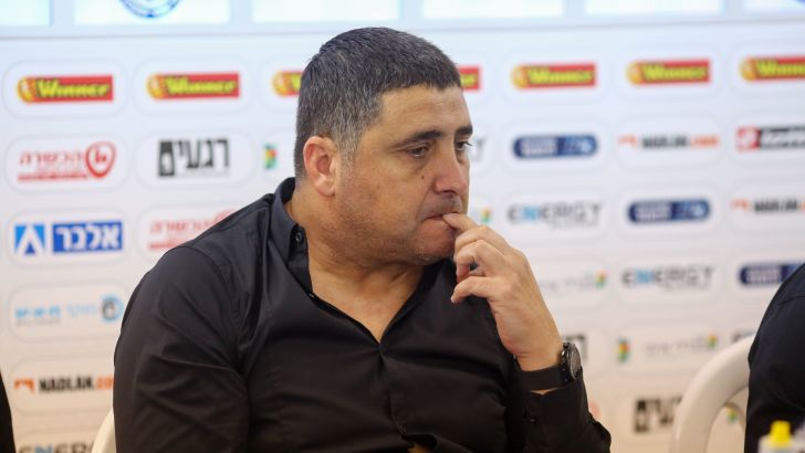 מסיבת העיתונאים של יובל נעים והפועל אשקלון