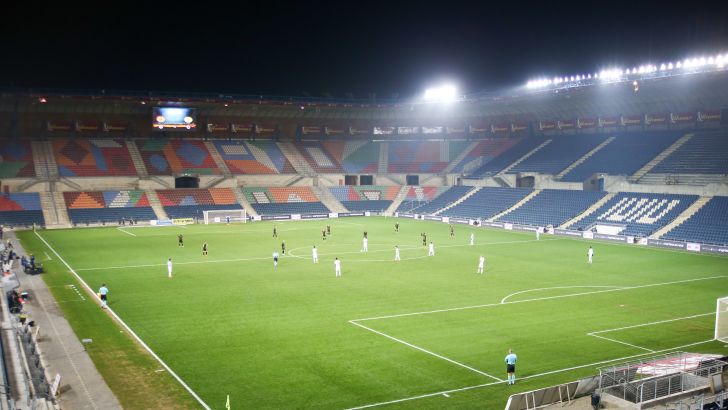 אצטדיון טדי ריק מקהל