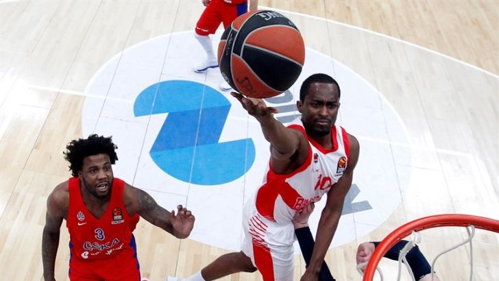 ויקטור ראד (משמאל)