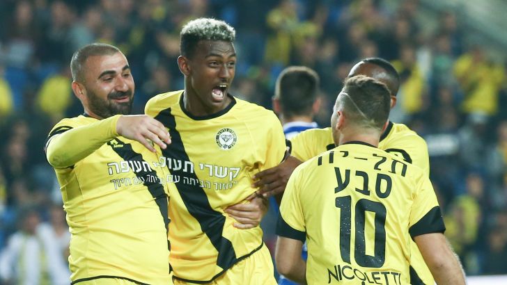 יונס מלדה חוגג