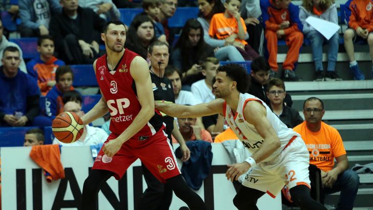 קרופורד מול גפני