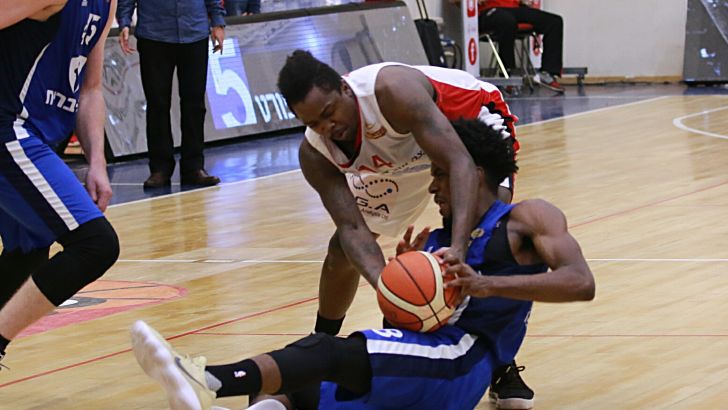 שון דוסון עם ג'ייקובן בראון