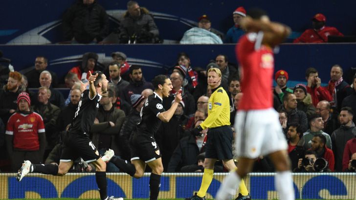 סביליה מעיפה את יונייטד