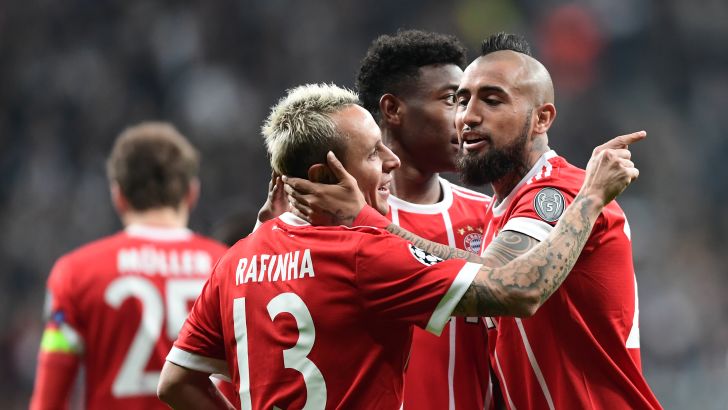 שחקני באיירן מינכן חוגגים