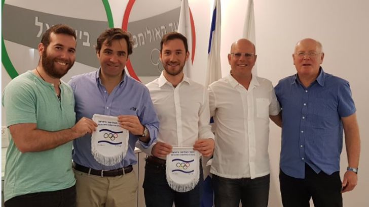 אנשי הוועד האולימפי ונציגי ברצלונה