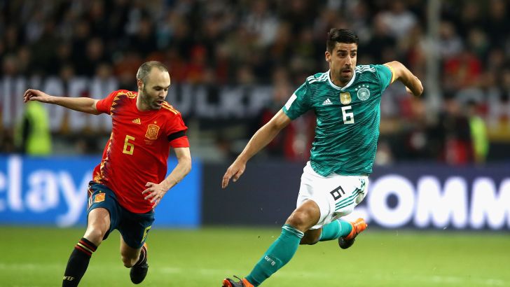 סמי חדירה ואנדרס אינייסטה