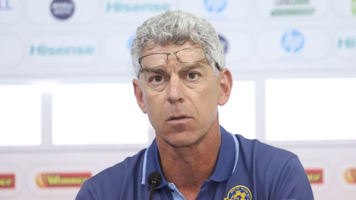 מיץ' גולדהאר