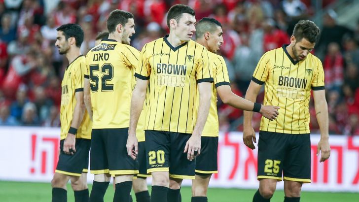 שחקני בית"ר ירושלים אחרי משחק העונה